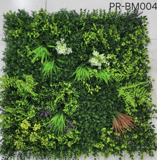 Artificial green wall