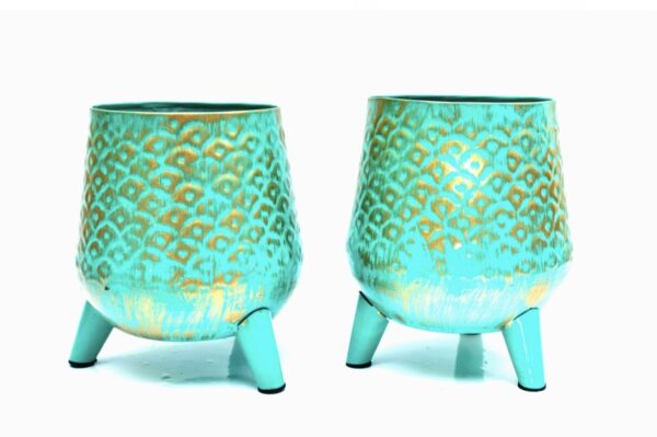 Metal planters